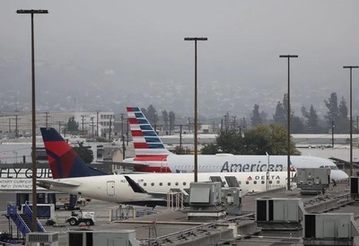 企業(yè)差旅“減負(fù)”新利器 票務(wù)代理公司機(jī)票月結(jié)服務(wù)全解析